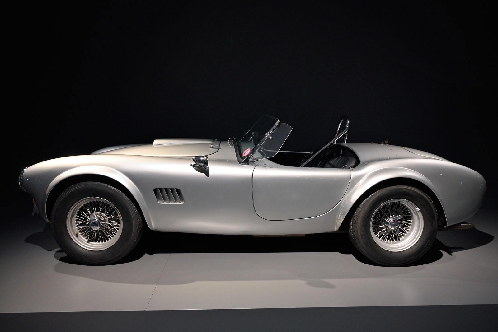 AC Shelby Cobra 289_01